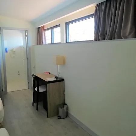 Hostel & Aveiro